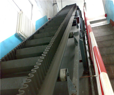 西安大傾角皮帶輸送機(jī)好品質(zhì)，值得推薦