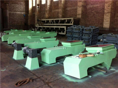 振動(dòng)給料機(jī)